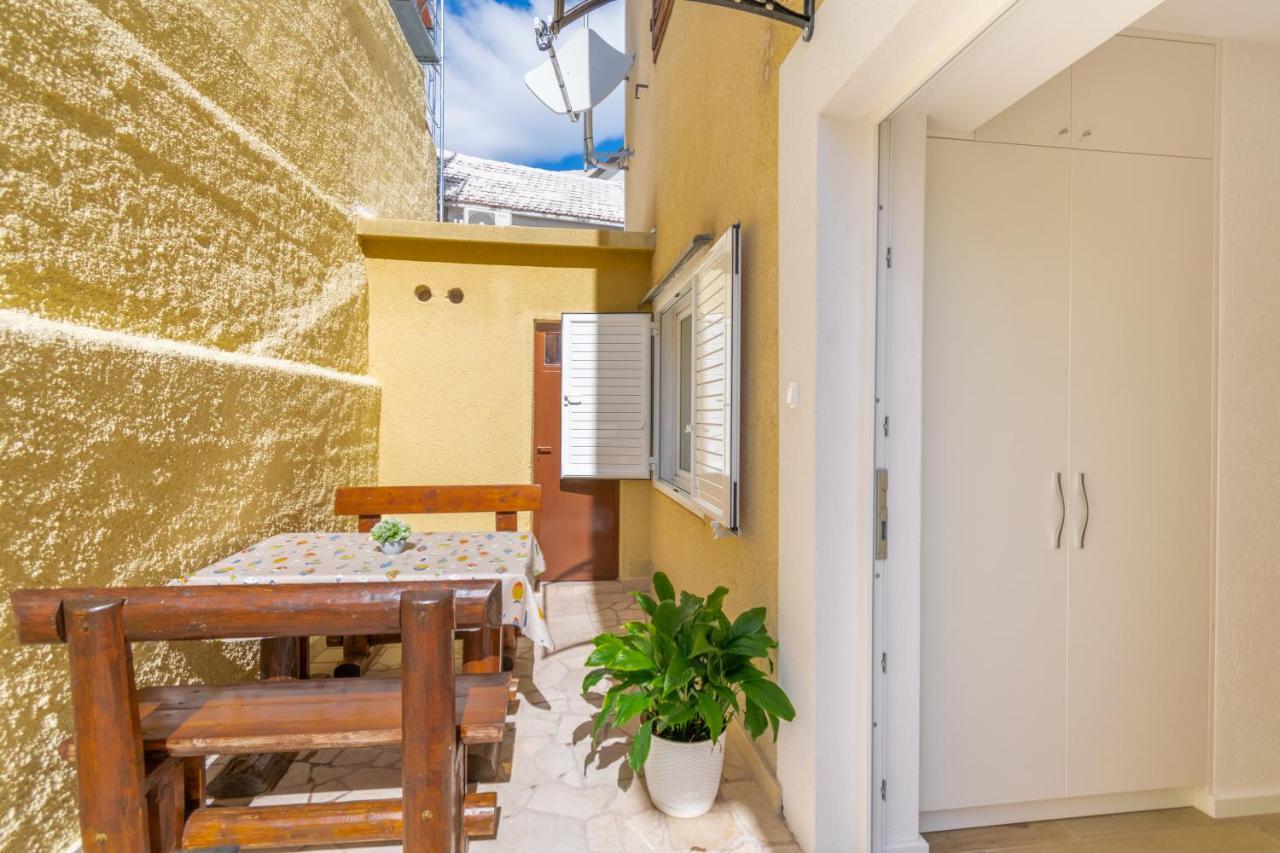 City Apartment 4 & 6 Makarska Exterior photo